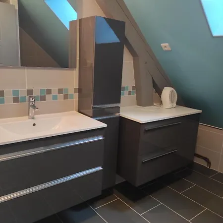 Agreable Et Spacieuse Familiale * Sansac-de-Marmiesse