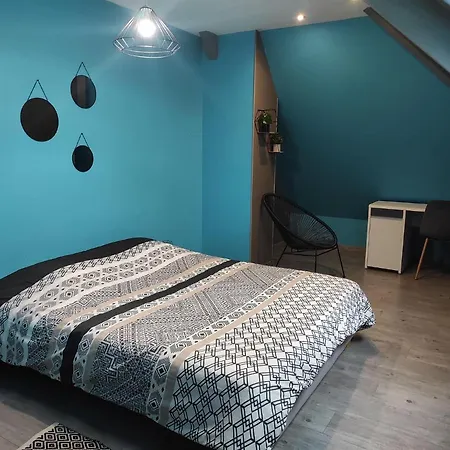 Agreable Et Spacieuse Familiale Bed & Breakfast Sansac-de-Marmiesse